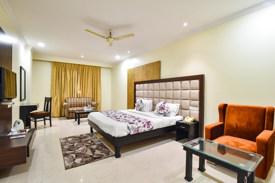 Hotel RV Continental, Amritsar